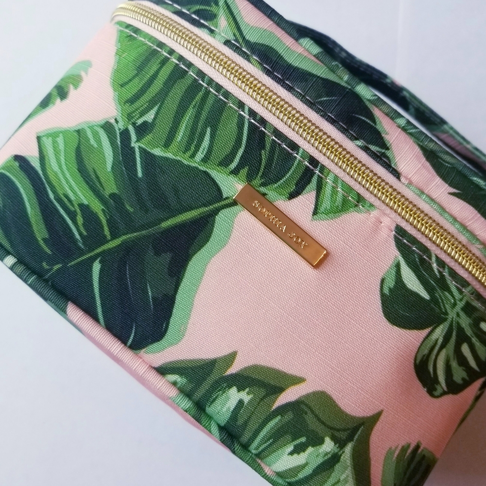 ❗Beverly Hills Hotel Style Pink and Green Palm Leaves Canvas Train Case❗